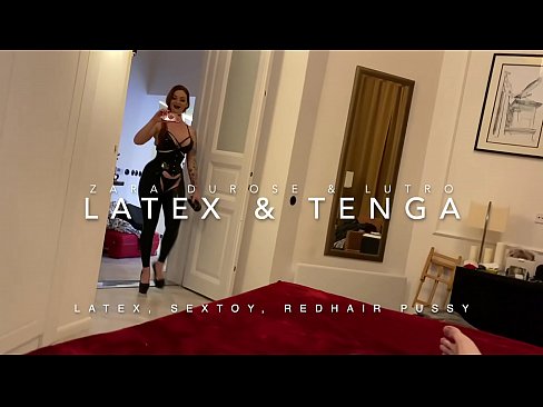 ❤️ Te tuahine takawaenga whero i roto i nga kakahu tawhetawhe i whaaia e te tuakana ataata porn i a matou